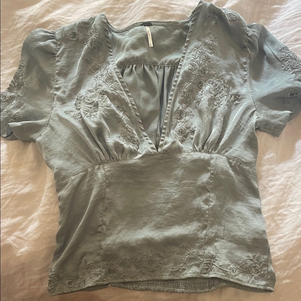 Elegant Embroidered Women's Top - pale blue